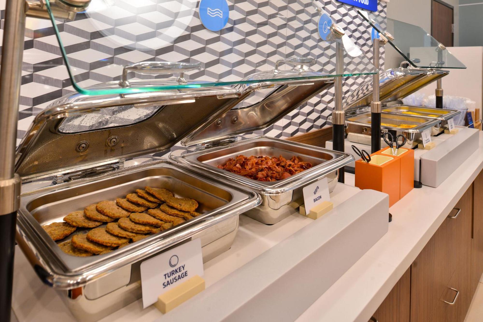 Holiday Inn Express Toronto-North York By Ihg Esterno foto